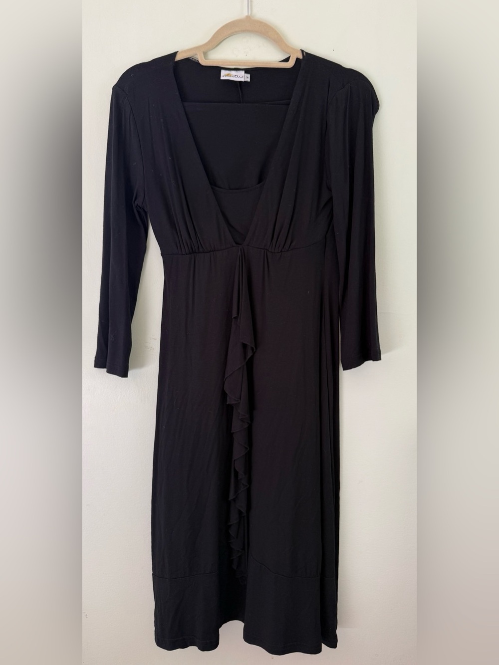Nixilu 3/4-sleeve black maternity/nursing dress Medium.